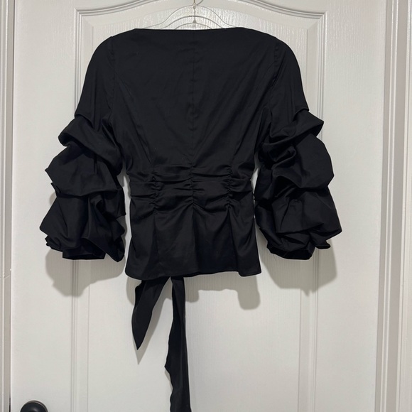 WHBM Ruffle Sleeve Black Blouse Waist Tie Size 2 - Picture 6 of 10